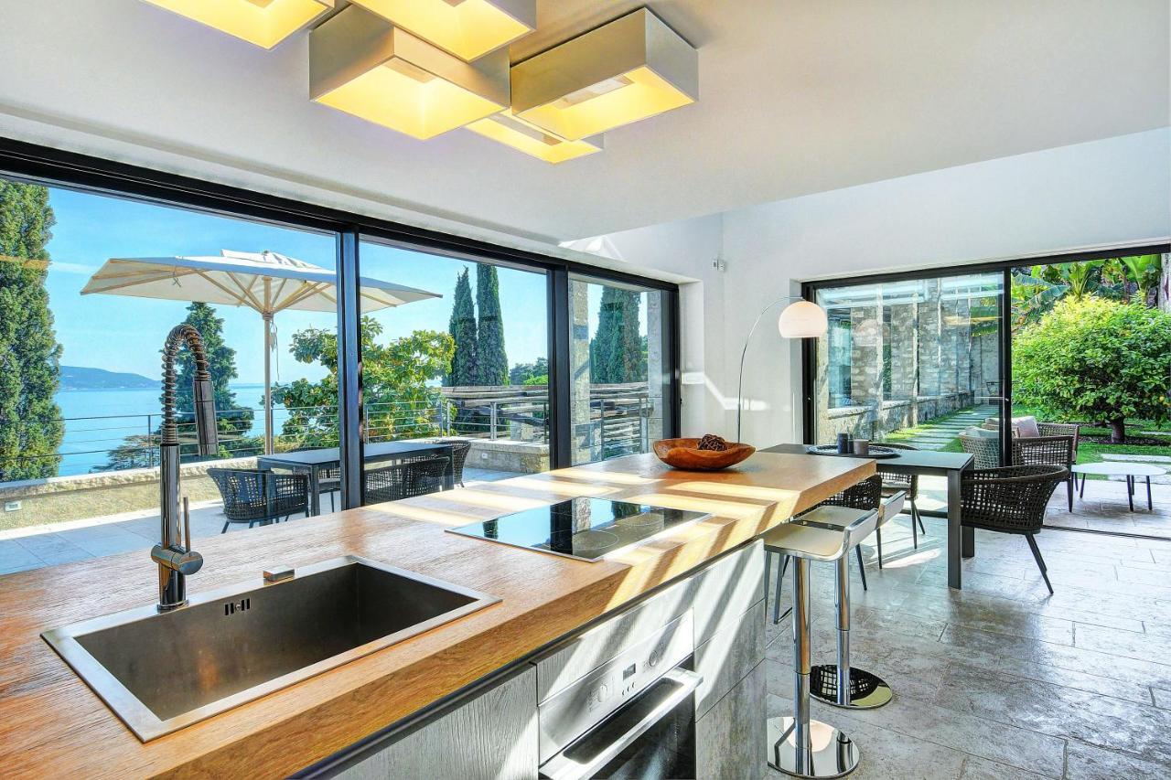 5 Terrazze Exlusive Apartments Gargnano Exterior photo