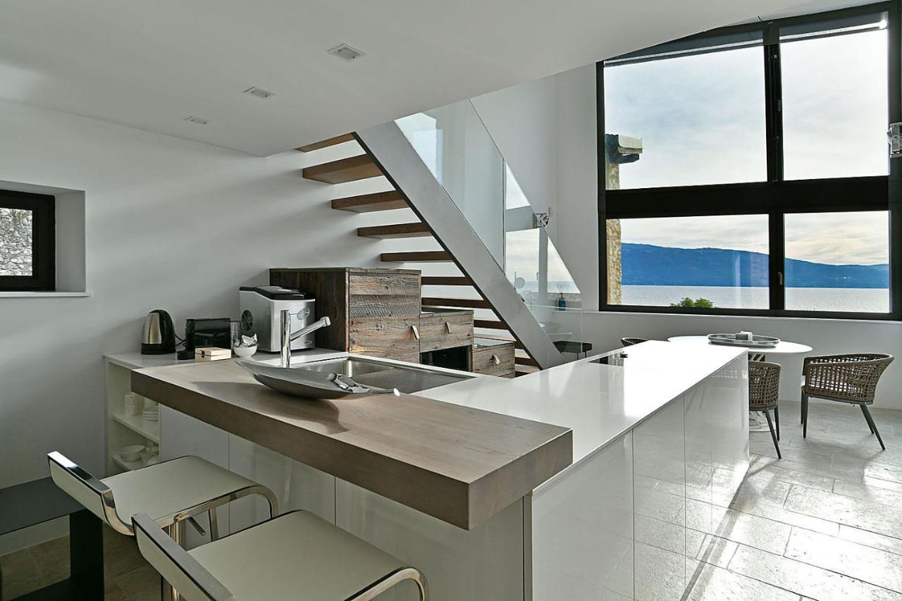 5 Terrazze Exlusive Apartments Gargnano Exterior photo