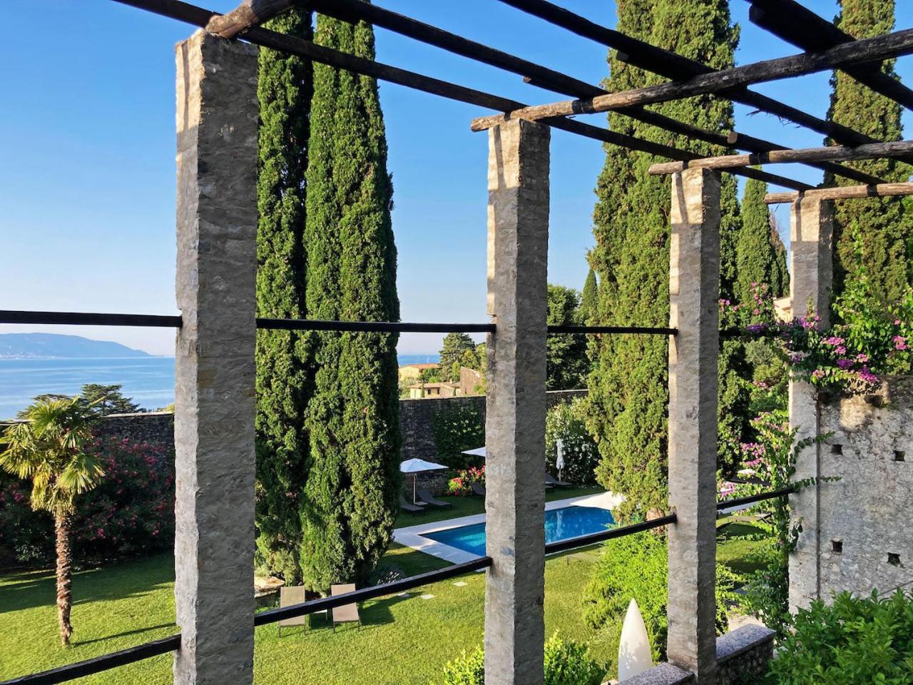 5 Terrazze Exlusive Apartments Gargnano Exterior photo